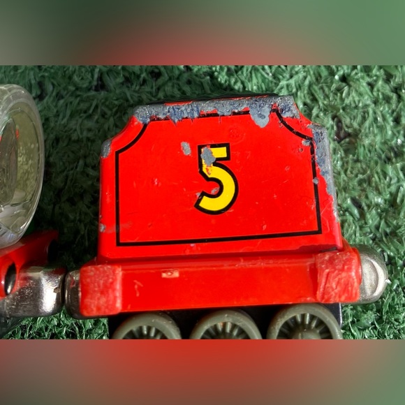 Lot Of 13 Thomas the Train & Friends Die Cast Trains - Picture 10 of 11